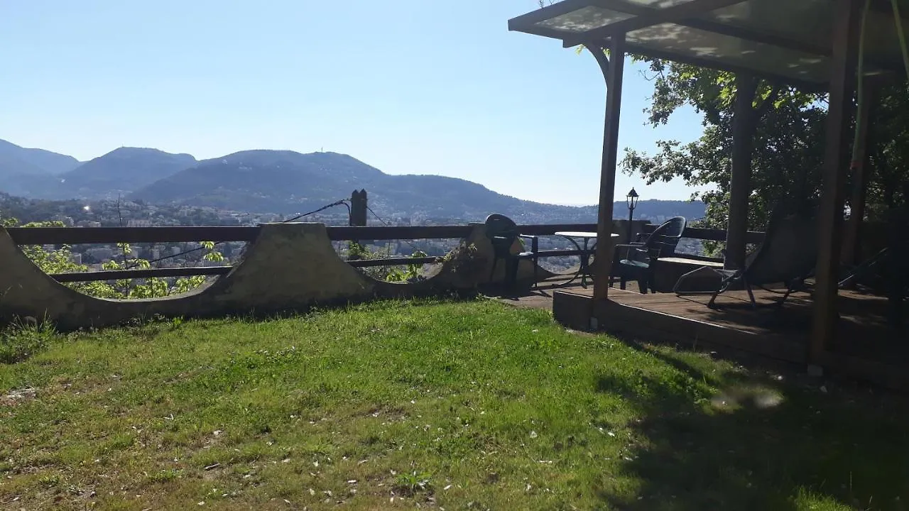 Holiday home Maison Mitoyenne 68M², 2 Pieces + Veranda, Jardin 100M² Avec Pergola, Vue Mer Nice France