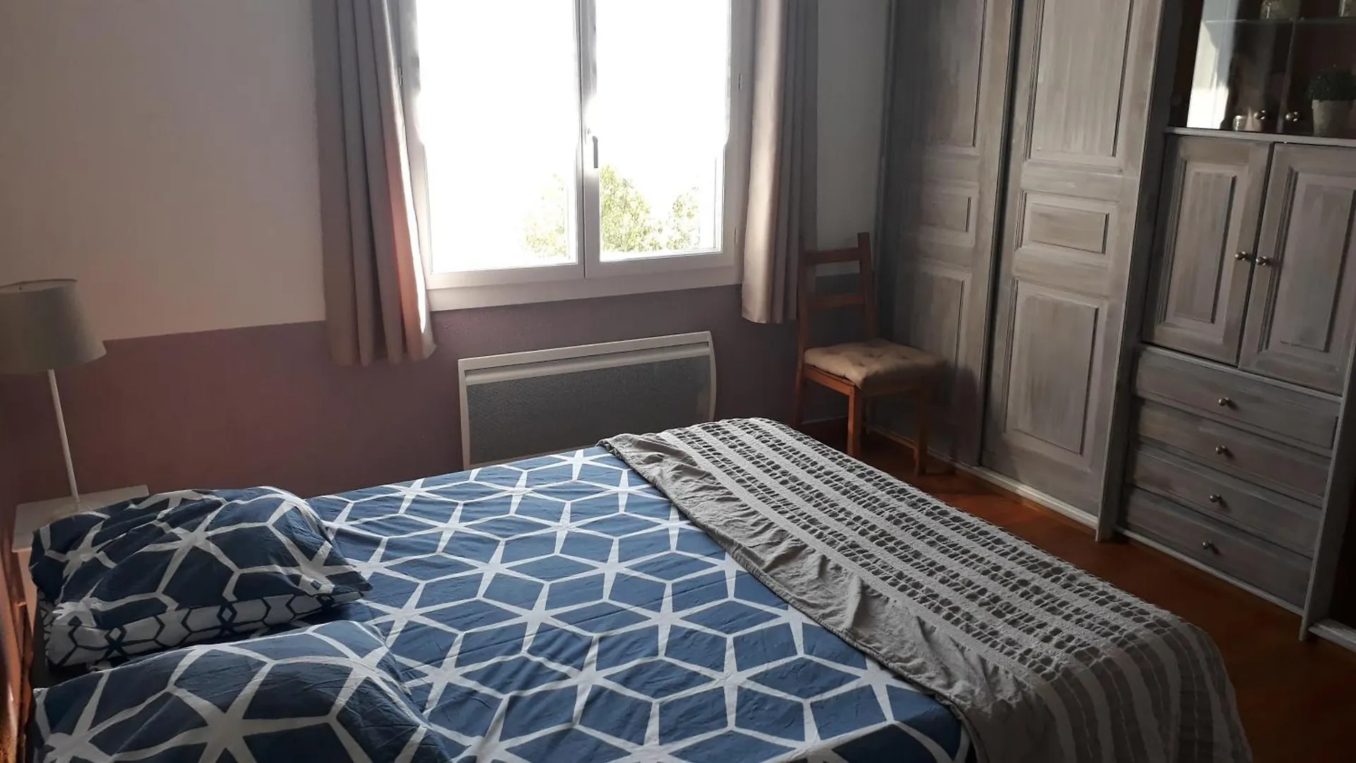 Maison Mitoyenne 68M², 2 Pieces + Veranda, Jardin 100M² Avec Pergola, Vue Mer Nice 0*,  France
